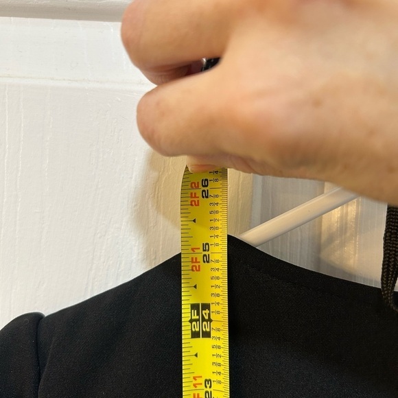 Andree By Unit Elodie Puff Sleeve Scalloped Blouse Tiered Hem Top Women Sz L - Picture 6 of 7